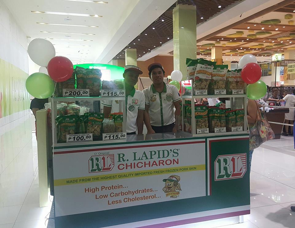 R.Lapid´s Chicharon @ the newly opened Unimart Greenhills